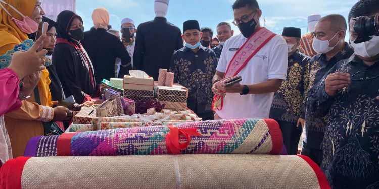 Menparekraf Resmikan Tower Mangrove dan Kunjungi Desa Wisata Cinta Raja di Langsa