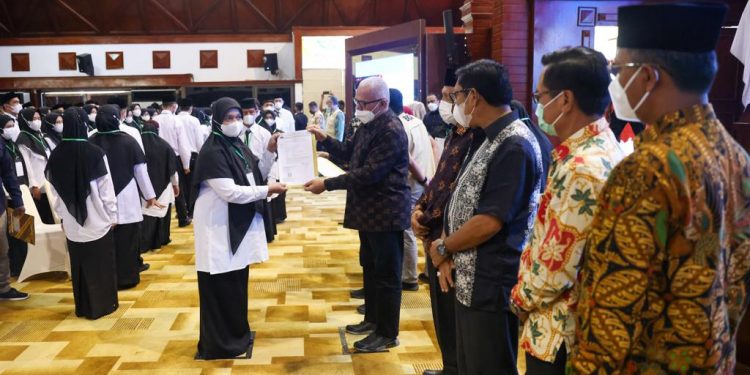 Sekda Serahkann SK P3K bagi 481 Tenaga Guru