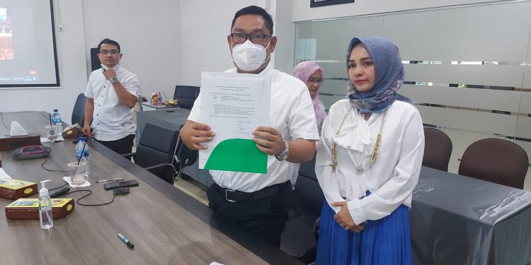 RSUD Yuliddin Away Tapaktuan Meraih Peringkat Satu Se-Sumatra dan Aceh Dalam Penerapan Aplikasi Antrian Online