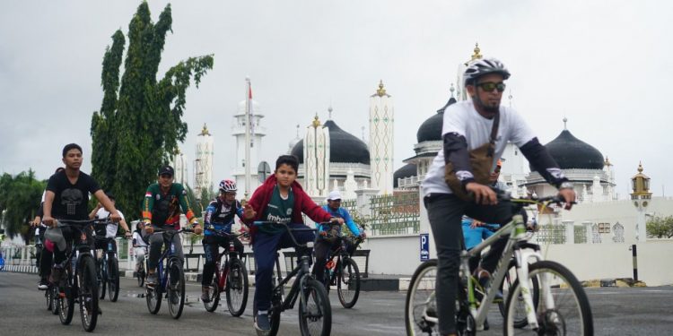 Promosikan Destinasi Wisata Sejarah, Peserta Fun Bike Antusias