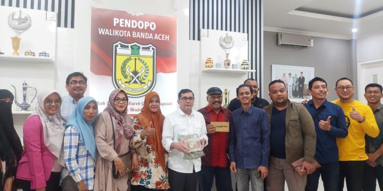 Bakri Siddiq Manfaatkan Instagram Pribadi untuk Wadah Promosi Produk UMKM
