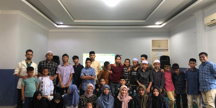 Gunakan Barang Bekas, Anak Gampong Pemulung Edukasi Anak Panti Asuhan Bahaya Rokok