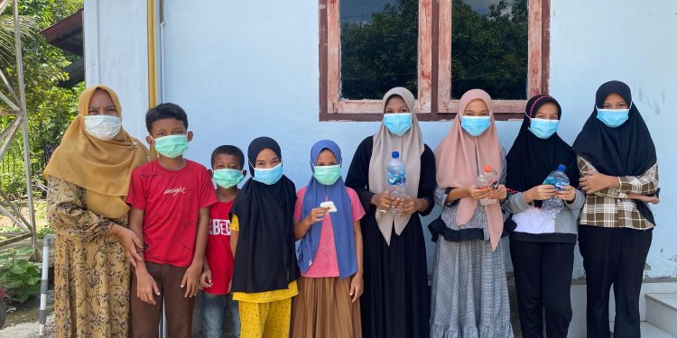 Kader Remaja Gampong Jawa Edukasi Bahaya Rokok Pada Anak dan Remaja