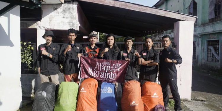 Ekspedisi Atap Serambi Aceh Besar Sukses Capai Puncak Glee Raja