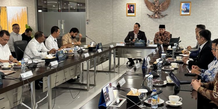Mualem Temui AHY, Bahas Infrastruktur Jalan dan Irigasi