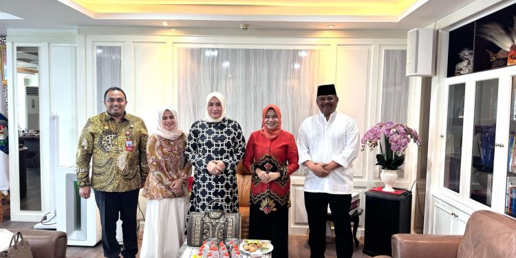 Perkuat Kolaborasi, Ketua PKK Aceh Kunjungi Dirjen Bina Adwil Kemendagri