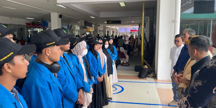 Mahasiswa FDK UIN Ar-Raniry Ikuti KPM-PKM Kolaborasi Internasional di Malaysia