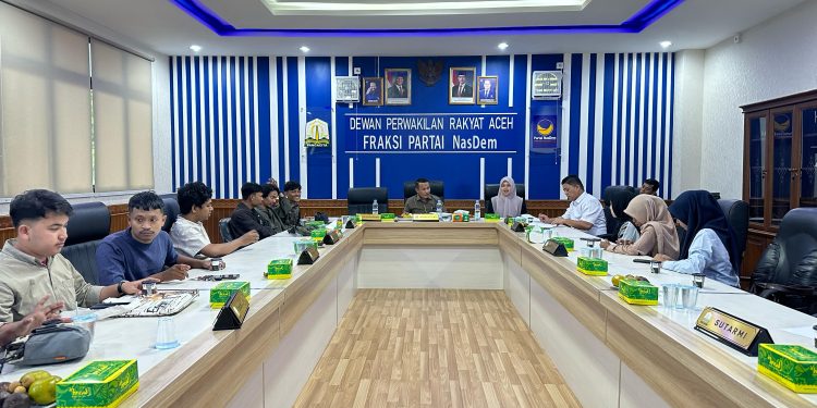 Fraksi Nasdem DPR Aceh Sambut Kedatangan Komunitas Kreatif Aceh Bergerak