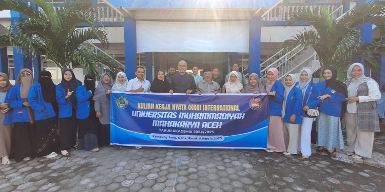 Bireuen – Universitas Muhammadiyah Mahakarya Aceh (UMMAH) kembali menunjukkan komitmennya dalam membuka peluang internasional bagi mahasiswanya. Kali ini, UMMAH melaksanakan program Kuliah Kerja Nyata (KKN) Internasional ke Malaysia, hasil kerja sama antara UMMAH dan Universitas Pendidikan Sultan Idris (UPSI), Malaysia.