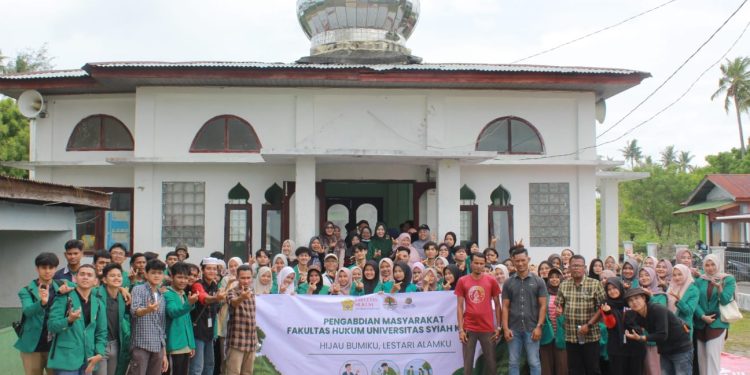 Peringati Hari Bumi dan Hari Lingkungan Hidup, Fakultas Hukum USK Lakukan Pengabdian ke Masyarakat Alue Naga