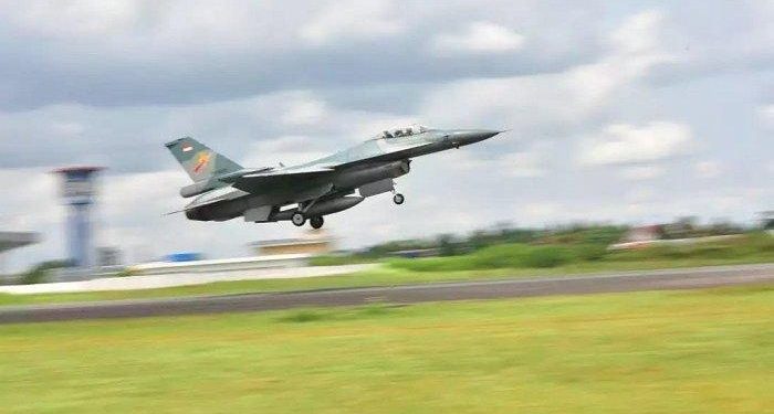 Lanud Sultan Iskandar Muda Kedatangan 4 Pesawat Tempur F-16 untuk Latihan Cakra C Kosek I Medan