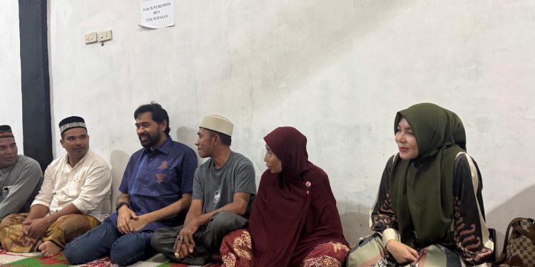 Mualem Takziah ke Rumah Duka Alm. Tgk H.Nuruddin Bin Tgk H.Hasan (Ayah Haji Keutapang-Nisam)
