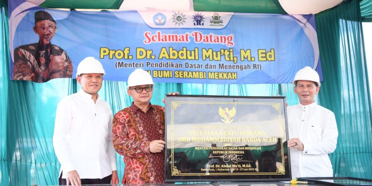 Wagub dan Mendikdasmen Letakkan Batu Pertama Pembangunan SMK Muhammadiyah Banda Aceh