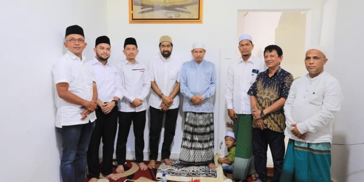 Gubernur Aceh Mualem Silaturahmi ke Dayah Istiqamatuddin Ulumul Quran di Aceh Barat