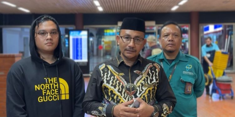 Korban TPPO Asal Aceh Tertahan di Bandara Soetta, Dibantu Haji Uma hingga Pulang ke Kampung Halaman