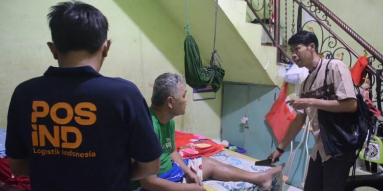 PT Pos Indonesia Antar Langsung BSU ke Rumah Penerima