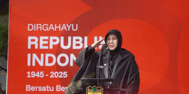 Wali Kota Illiza Minta ASN Banda Aceh Full Senyum Saat Layani Warga
