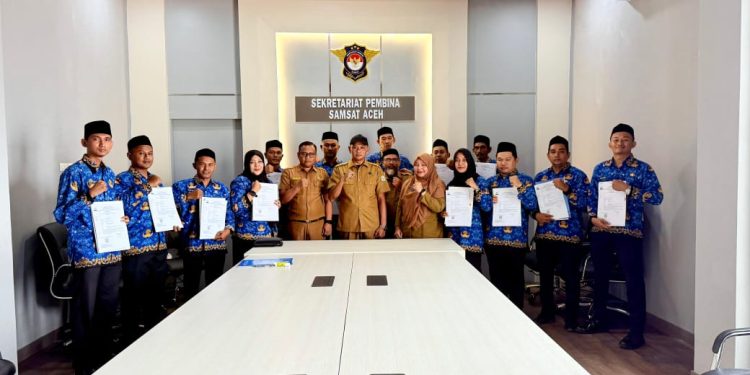 UPTD PPA Wilayah I Banda Aceh Serahkan SK PPPK kepada 16 Pegawai Baru, Rahmat Syahreza S.STP Harap Tingkatkan Etos Kerja