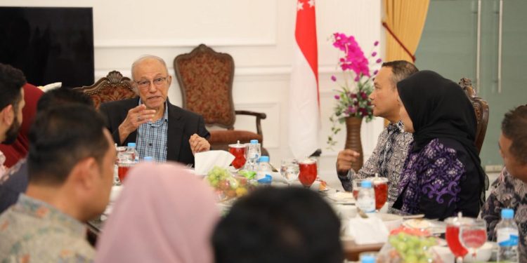 Singapura Tawarkan Teknologi Pengolahan Limbah untuk Aceh