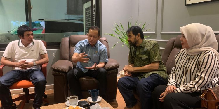 Gubernur Aceh Temui Menteri Koperasi di Jakarta