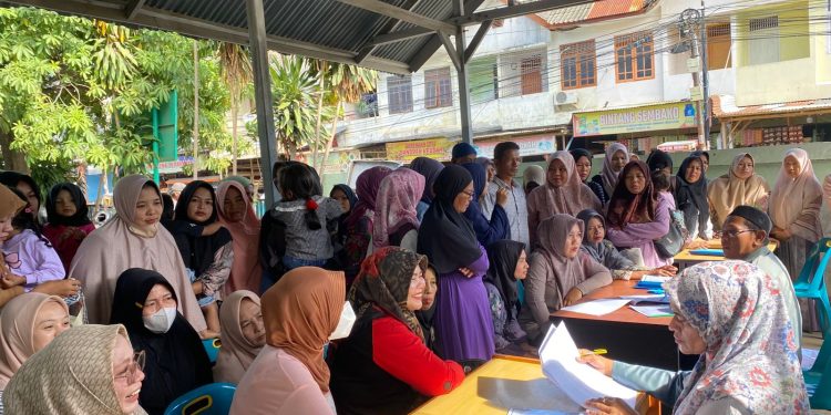 Ratusan Warga Kecamatan Banda Raya dan Jaya Baru Serahkan Berkas Modal Usaha