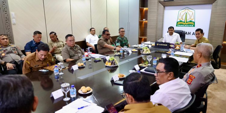 Gubernur Mualem: Penataan Tambang Ilegal Demi Kelestarian Lingkungan dan Meningkatkan PAA