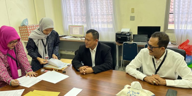 Dr. Ramzi Adriman Resmi Daftar sebagai Bakal Calon Rektor Universitas Syiah Kuala Periode 2026–2031