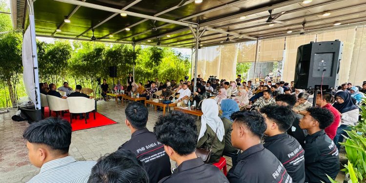 Dorong Legalisasi Tambang Rakyat, Diskusi Publik Bahas “Benang Kusut” Tambang Ilegal dan Uang Gelap di Aceh