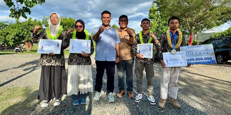 Raih Medali Perak OSN 2025, Dinas Pendidikan Aceh Beri Penghargaan Kepada Siswa